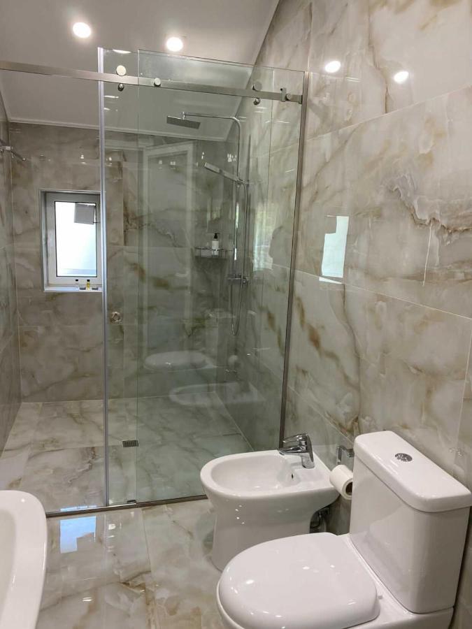 Hotel Demokracia Fushe-Arrez Dış mekan fotoğraf