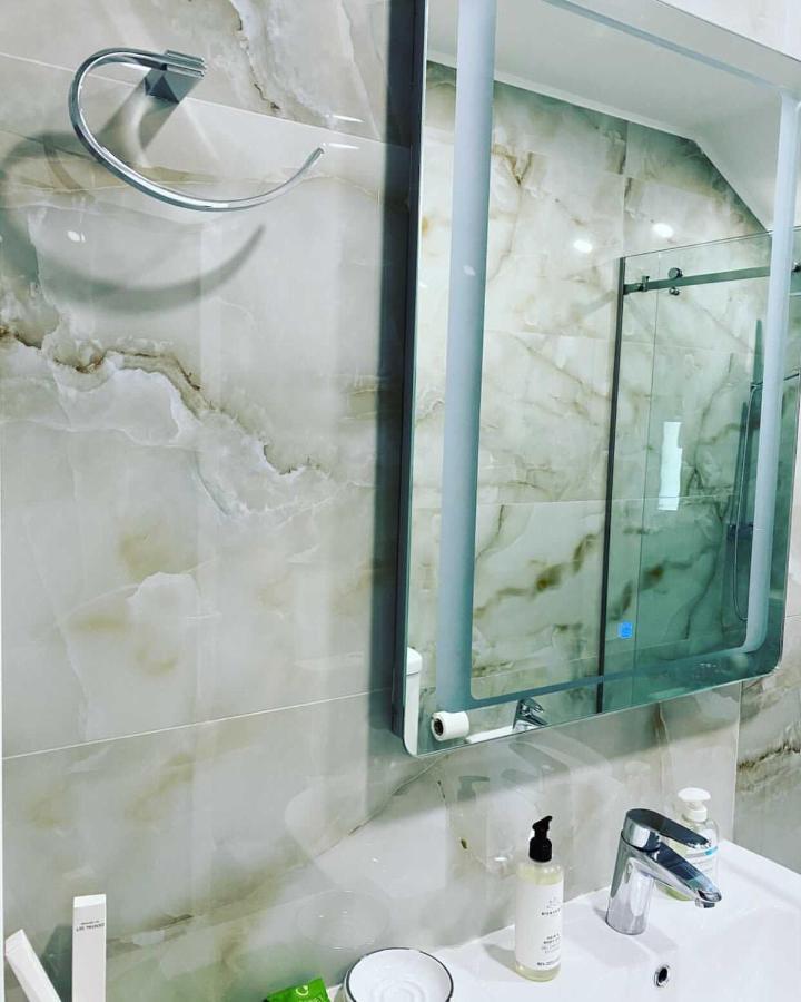 Hotel Demokracia Fushe-Arrez Dış mekan fotoğraf